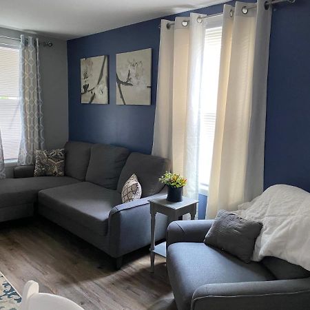 Cozy One Bedroom House Adrian Esterno foto